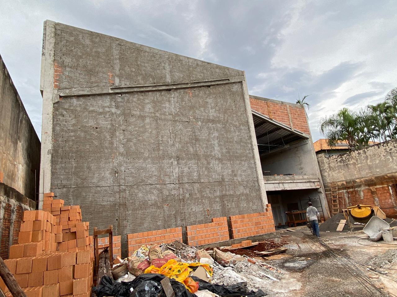 f9b830fe-9597-4b6a-b142-609340ad5cdf